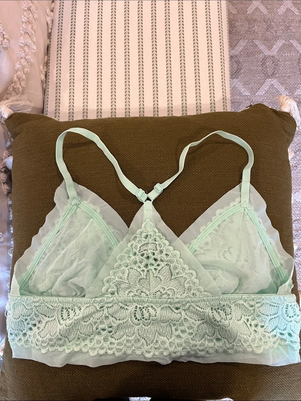 Bralettes Lot (5) Lace Bras - Picture 5 of 11